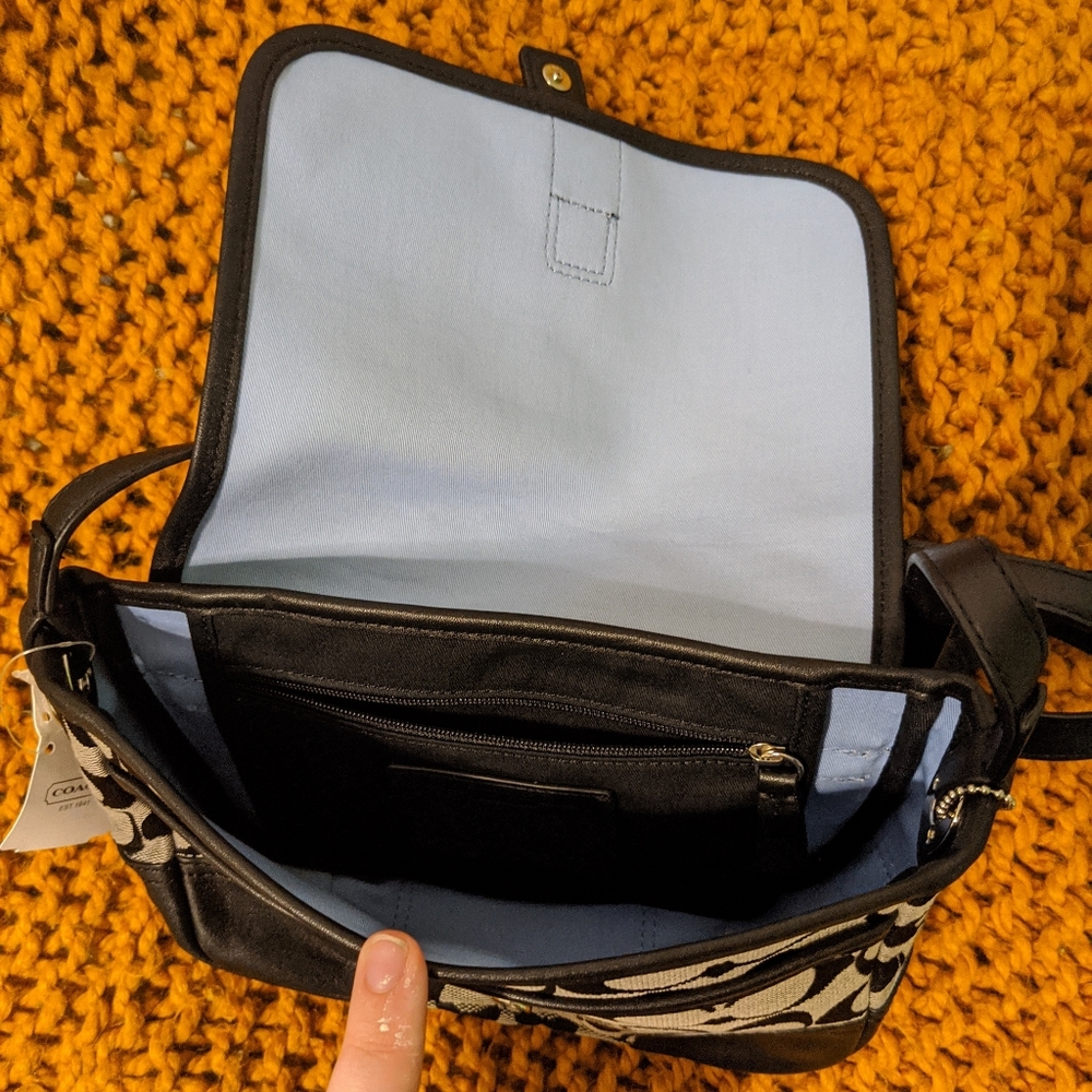 Authentic Coach Purse - Picture 6 of 8